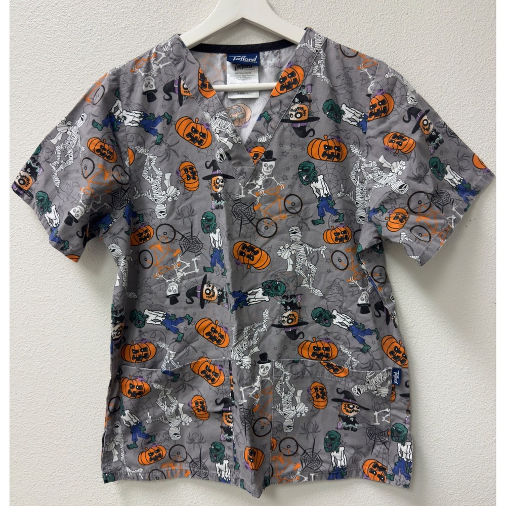 Tafford Halloween Scrub Top Womens XS Gray V-Neck Pumpkin Skeleton Holiday